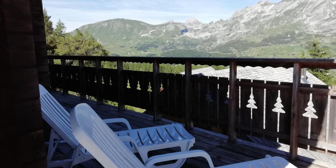 Chalet Aneloup Vue D'Exception A La Joue Du Loup Le Devoluy Exterior photo