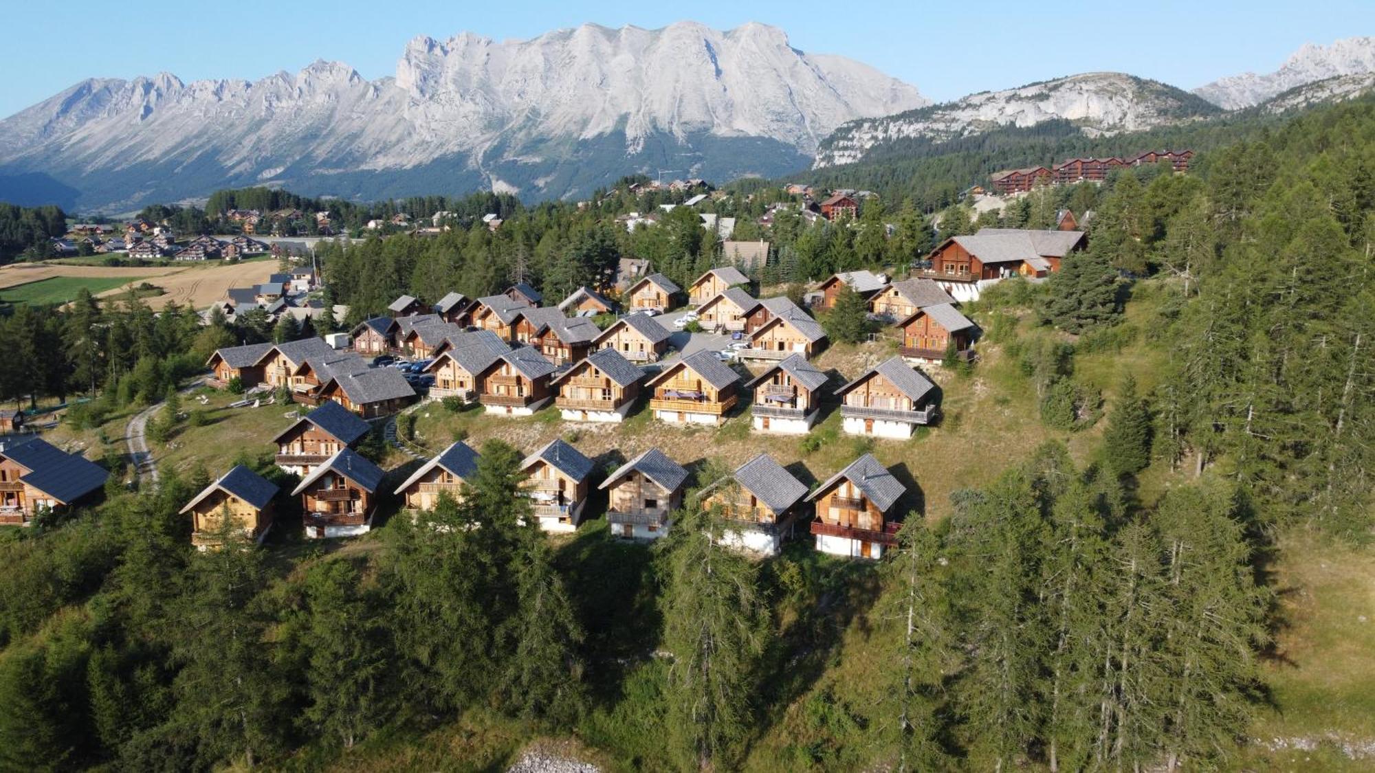 Chalet Aneloup Vue D'Exception A La Joue Du Loup Le Devoluy Exterior photo